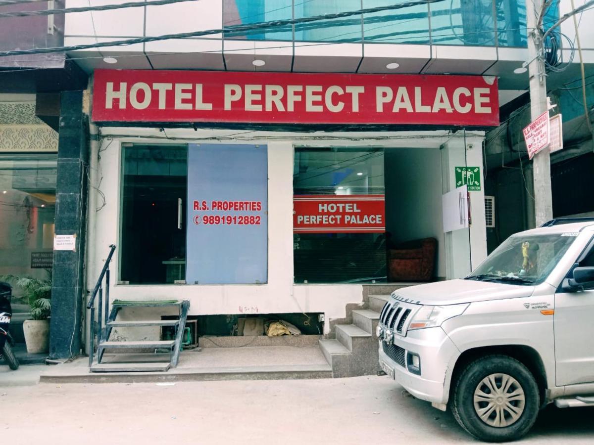 Hotel Perfect Palace Nové Dillí Exteriér fotografie